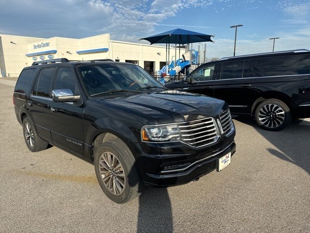 2015 Lincoln Navigator Base