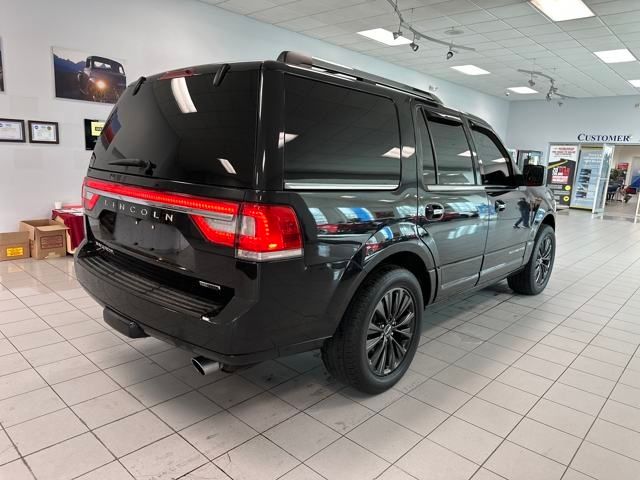 2015 Lincoln Navigator Base