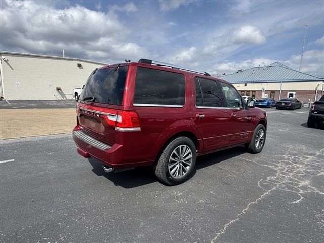 2015 Lincoln Navigator Base