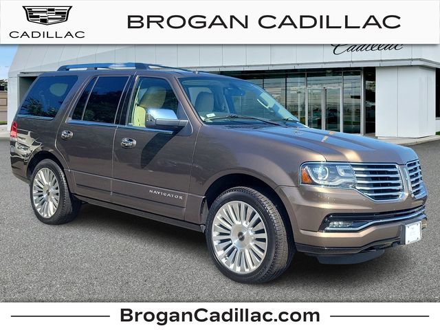 2015 Lincoln Navigator Base