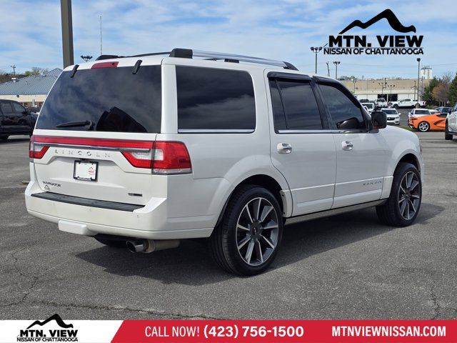 2015 Lincoln Navigator Base