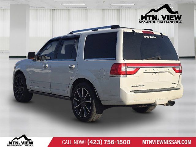 2015 Lincoln Navigator Base