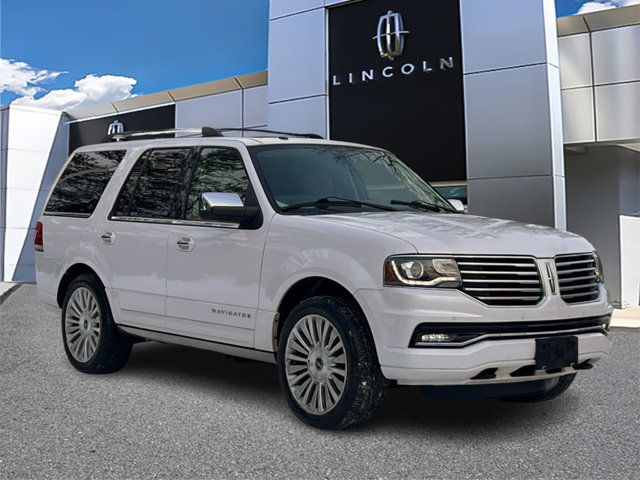 2015 Lincoln Navigator Base