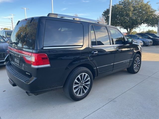 2015 Lincoln Navigator Base