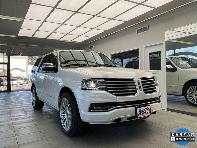 2015 Lincoln Navigator Base