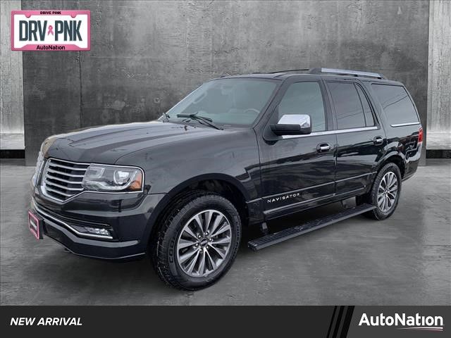 2015 Lincoln Navigator Base