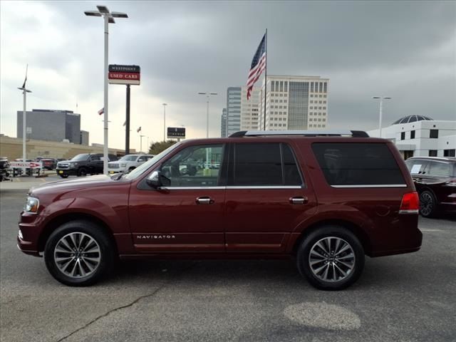 2015 Lincoln Navigator Base