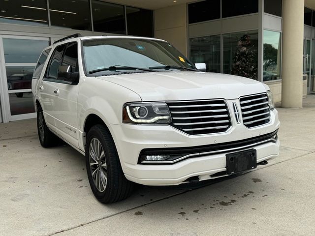 2015 Lincoln Navigator Base