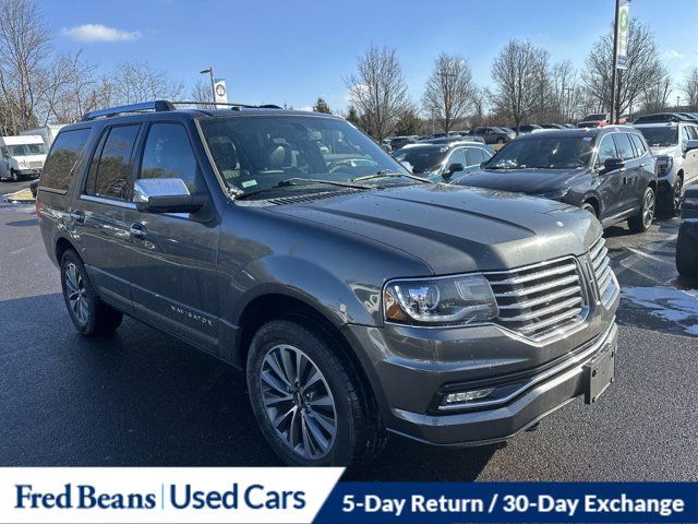 2015 Lincoln Navigator Base