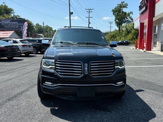 2015 Lincoln Navigator Base