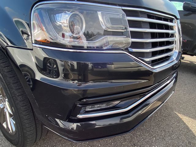 2015 Lincoln Navigator Base