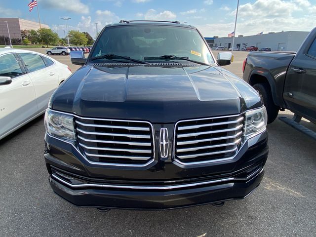 2015 Lincoln Navigator Base