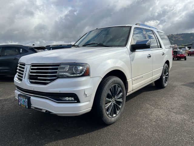 2015 Lincoln Navigator Base