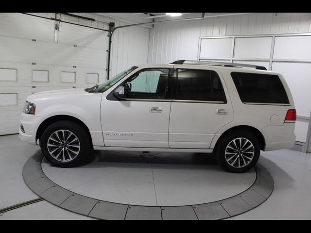 2015 Lincoln Navigator Base