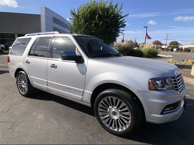 2015 Lincoln Navigator Base