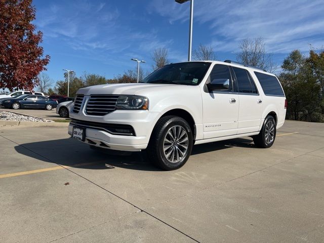 2015 Lincoln Navigator L Base