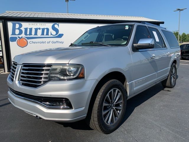 2015 Lincoln Navigator L Base