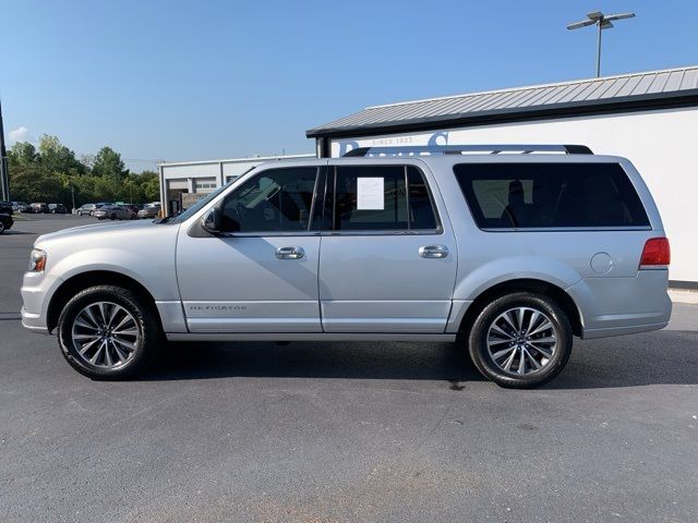 2015 Lincoln Navigator L Base