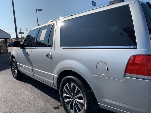 2015 Lincoln Navigator L Base