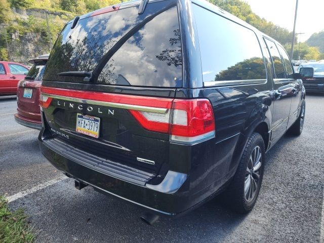 2015 Lincoln Navigator L Base