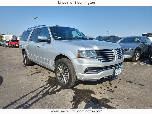 2015 Lincoln Navigator L Base