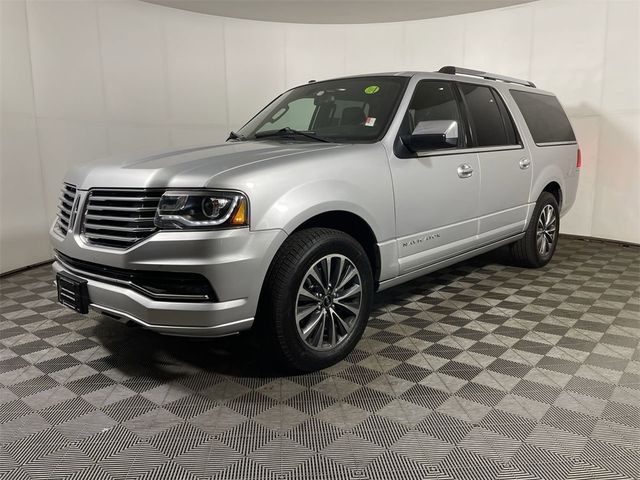 2015 Lincoln Navigator L Base