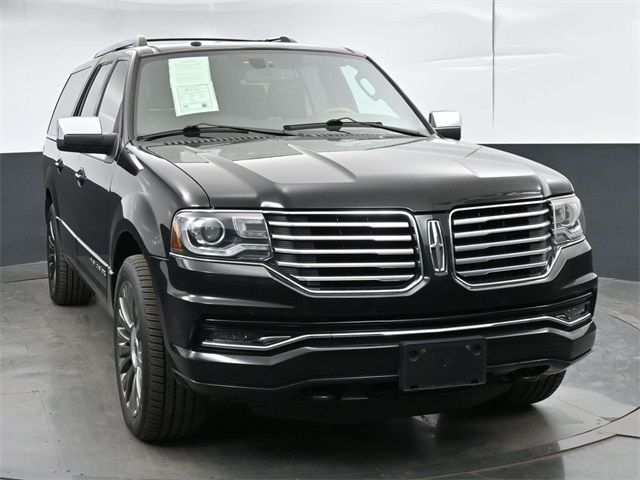 2015 Lincoln Navigator L Base