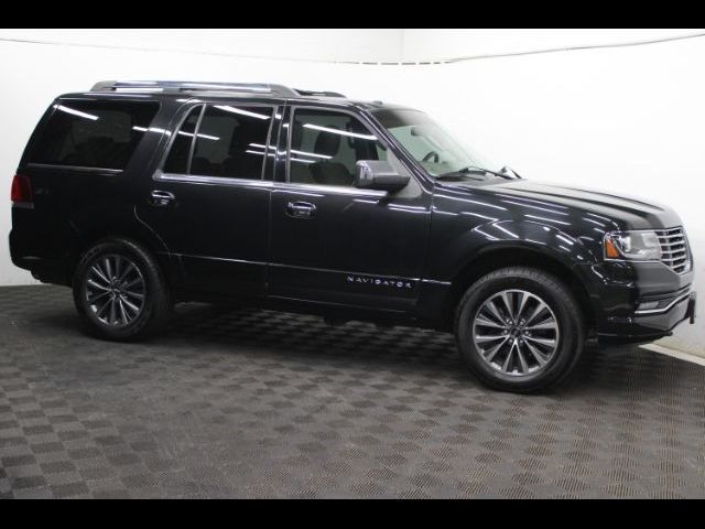 2015 Lincoln Navigator Base