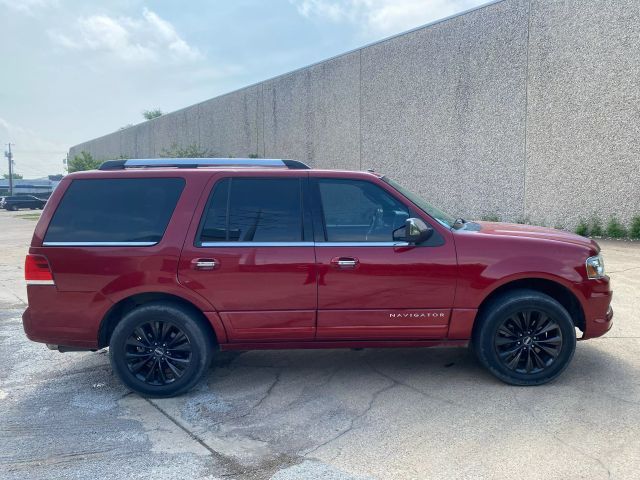 2015 Lincoln Navigator Base
