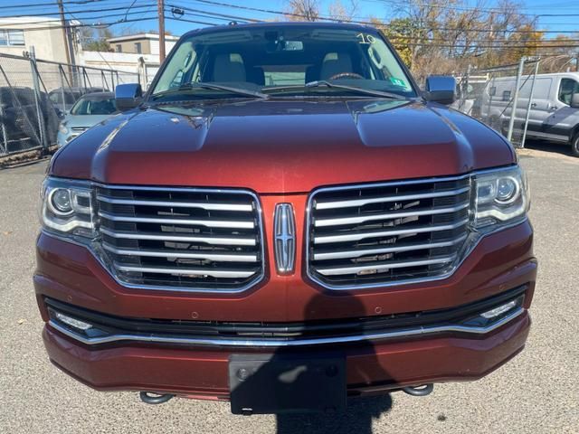 2015 Lincoln Navigator Base