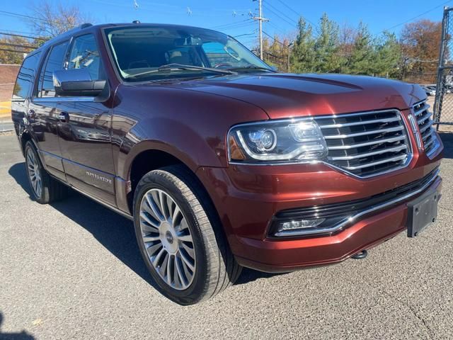 2015 Lincoln Navigator Base