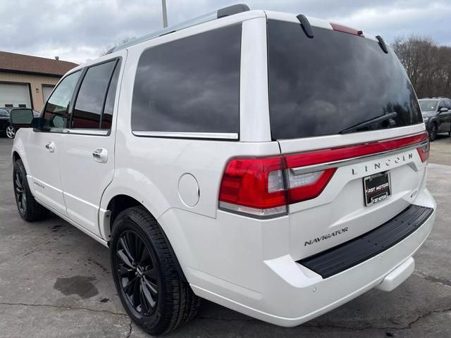 2015 Lincoln Navigator Base