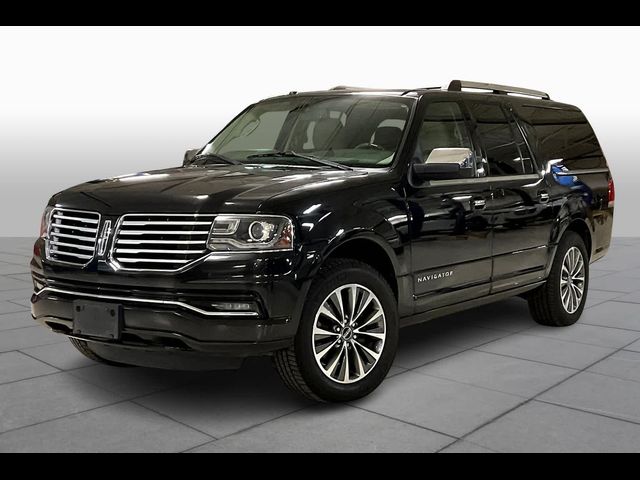 2015 Lincoln Navigator L Base