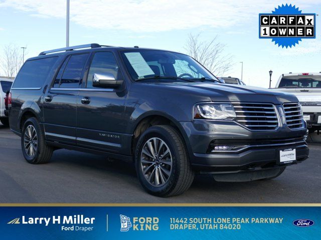 2015 Lincoln Navigator L Base