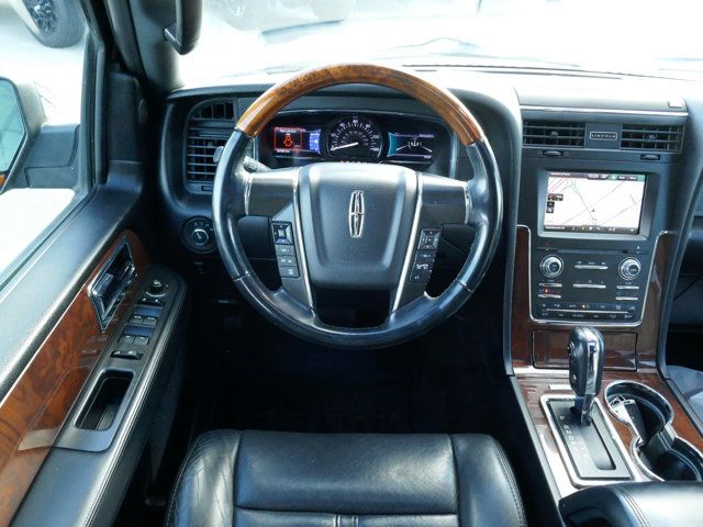 2015 Lincoln Navigator L Base