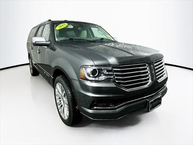 2015 Lincoln Navigator L Base