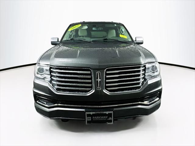 2015 Lincoln Navigator L Base