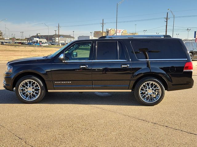 2015 Lincoln Navigator L Base