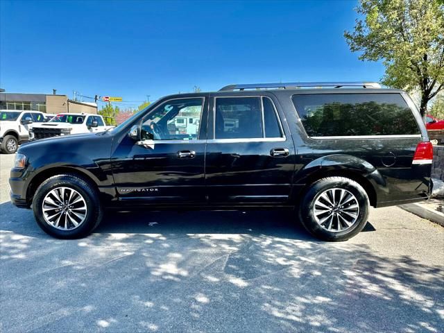 2015 Lincoln Navigator L Base