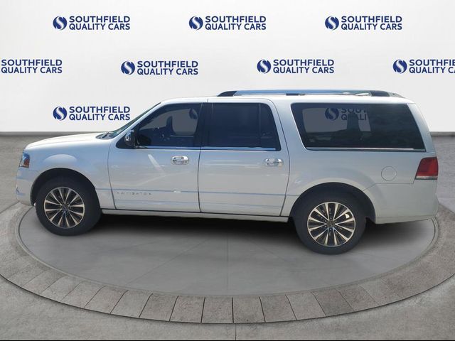 2015 Lincoln Navigator L Base