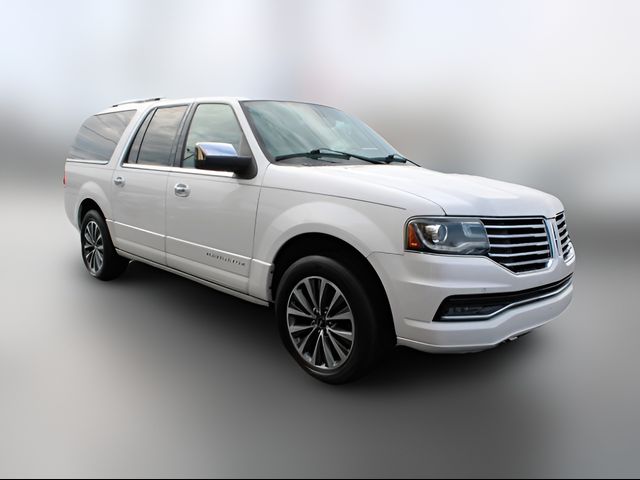 2015 Lincoln Navigator L Base