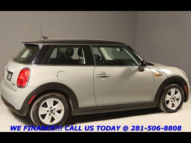 2015 MINI Cooper Hardtop Base