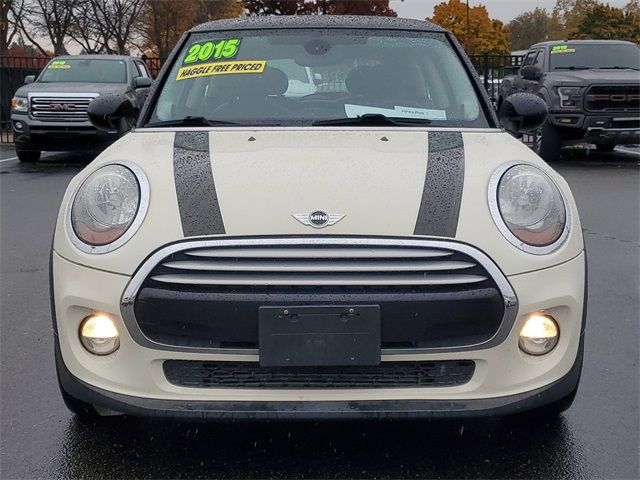 2015 MINI Cooper Hardtop Base