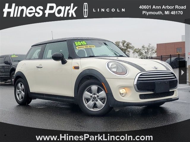 2015 MINI Cooper Hardtop Base