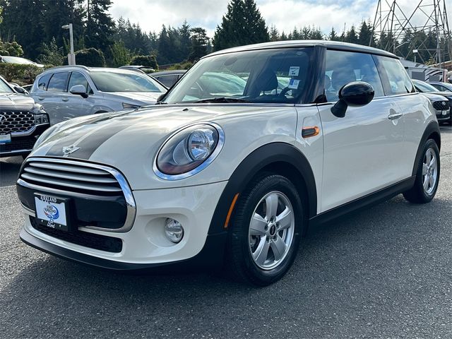 2015 MINI Cooper Hardtop Base