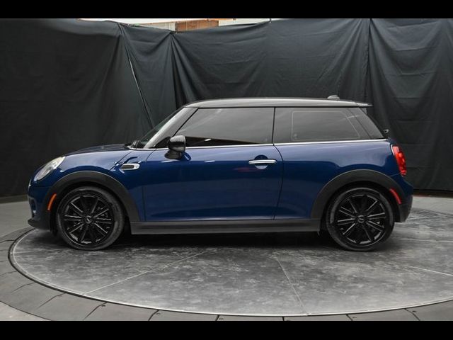 2015 MINI Cooper Hardtop Base