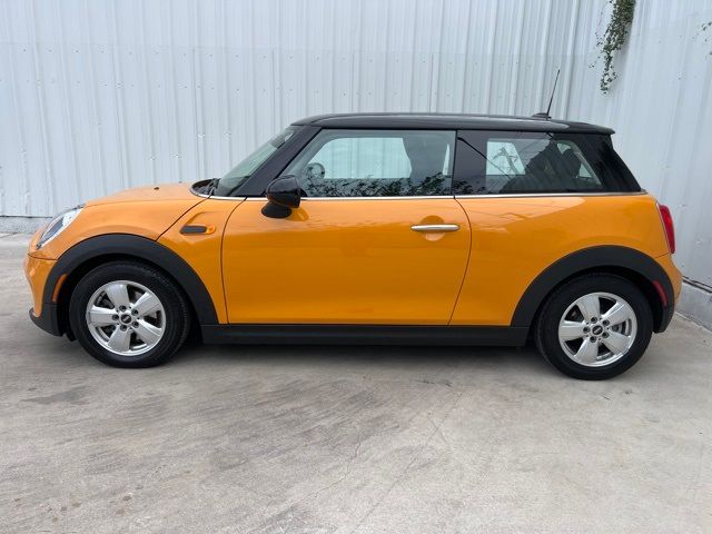 2015 MINI Cooper Hardtop Base