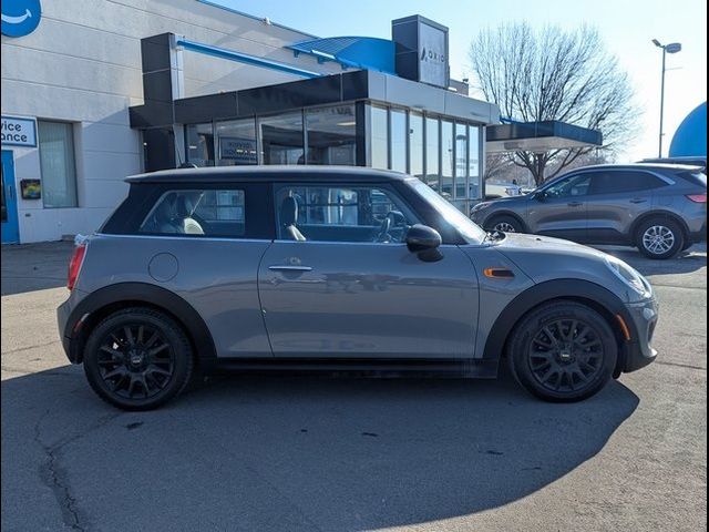 2015 MINI Cooper Hardtop Base