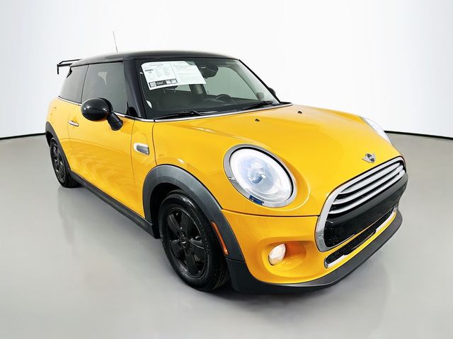 2015 MINI Cooper Hardtop Base