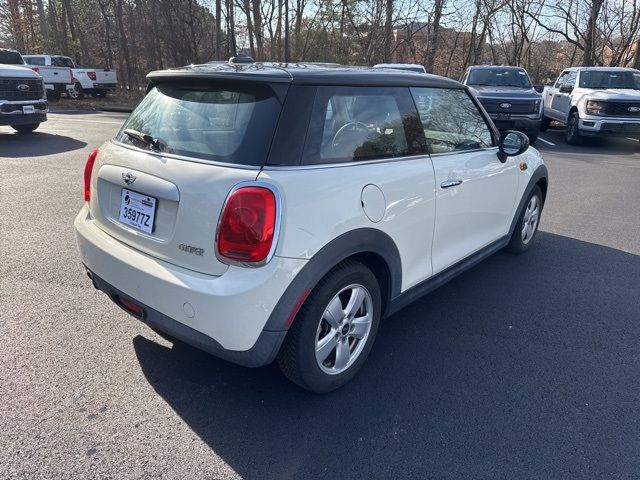 2015 MINI Cooper Hardtop Base